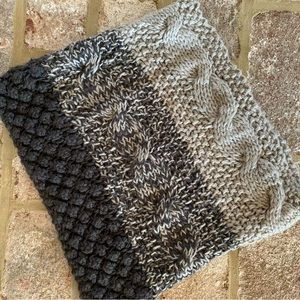 ✨$5✨ Chunky Knit Infinity Scarf